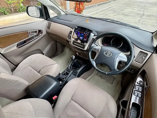 Used Toyota Innova [2013-2014] 2.5 VX 7 STR BS-IV in Bangalore