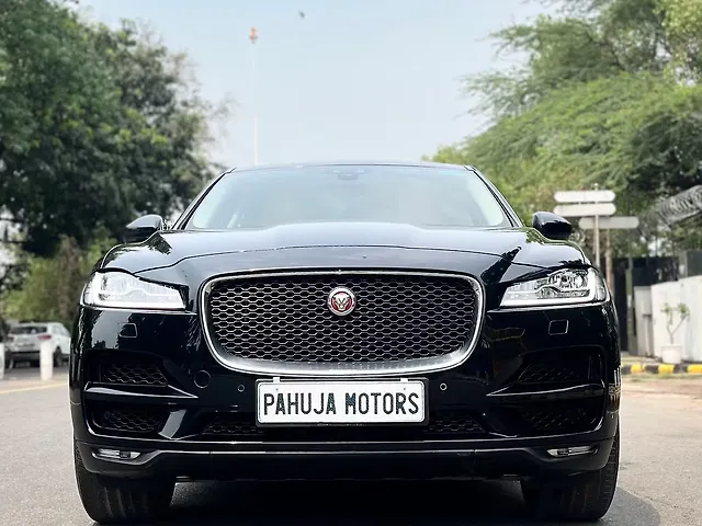 Used 2019 Jaguar F-Pace in Delhi