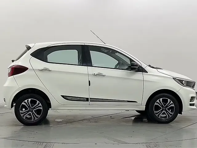Used Tata Tiago XZ Plus CNG [2022-2023] in Delhi
