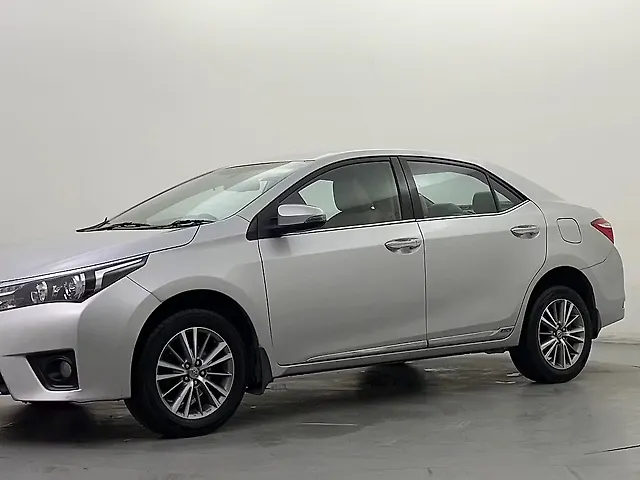 Used 2016 Toyota Corolla Altis in Gurgaon