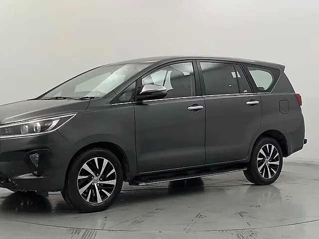 Used 2022 Toyota Innova Crysta in Gurgaon