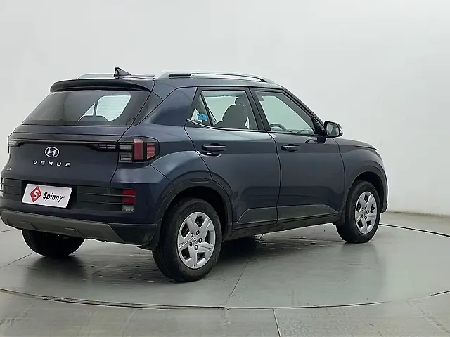Used Hyundai Venue [2022-2023] SX 1.2 Petrol in Mumbai