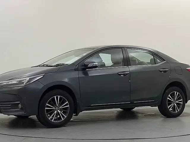 Used 2018 Toyota Corolla Altis in Ghaziabad