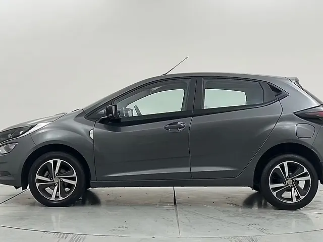 Used Tata Altroz [2020] [2020-2025] XZ Plus Petrol [2021-2023] in Ghaziabad