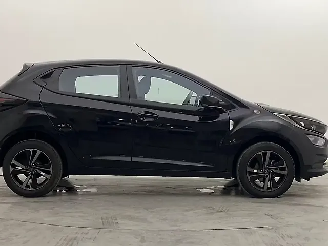 Used Tata Altroz [2020] XZA Plus Petrol Dark Edtion [2022-2023] in Hyderabad