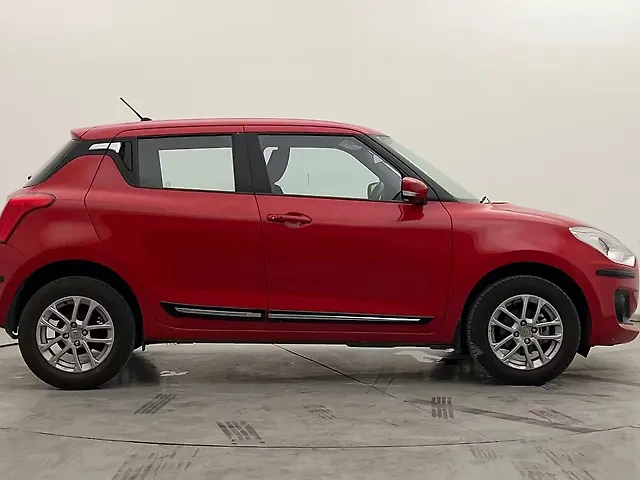 Used Maruti Suzuki Swift [2021-2024] ZXi AMT in Hyderabad