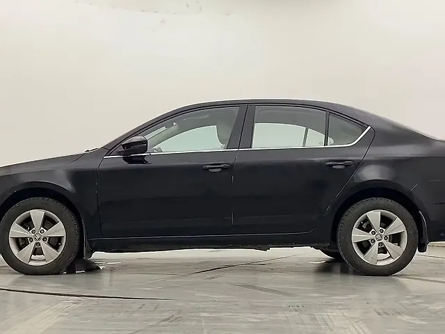 Used Skoda Octavia [2013-2015] Style TDI AT in Hyderabad