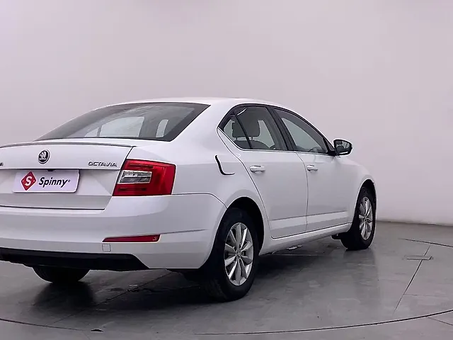 Used Skoda Octavia [2017-2021] 1.8 TSI Style Plus AT [2017] in Chennai