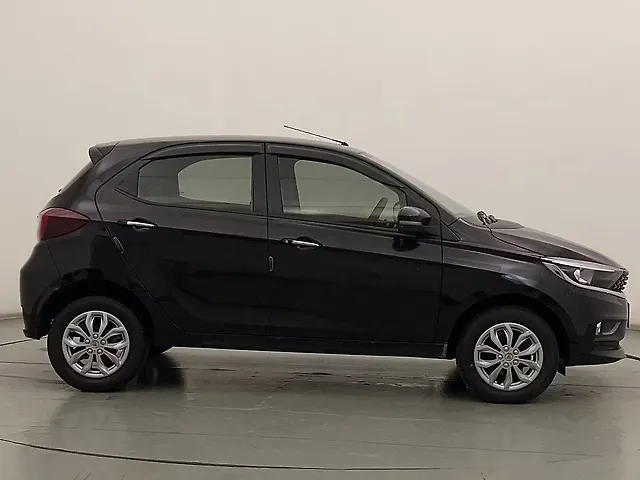 Used Tata Tiago XZ Plus CNG [2022-2023] in Kolkata
