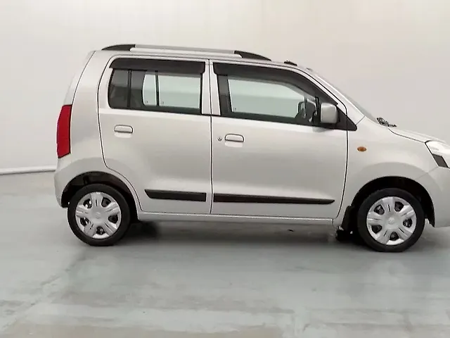 Used Maruti Suzuki Wagon R 1.0 [2014-2019] VXI AMT in Lucknow