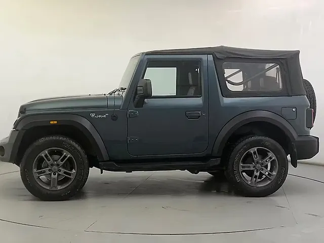 Used Mahindra Thar LX Convertible Diesel AT in Ahmedabad