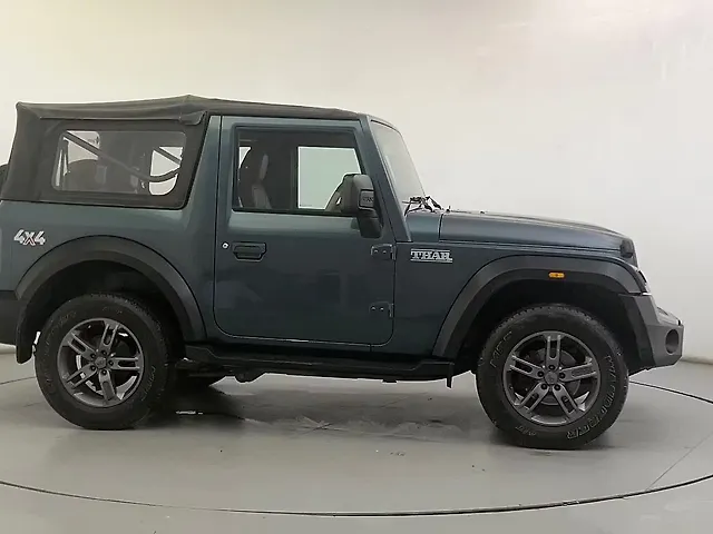 Used Mahindra Thar LX Convertible Diesel AT in Ahmedabad
