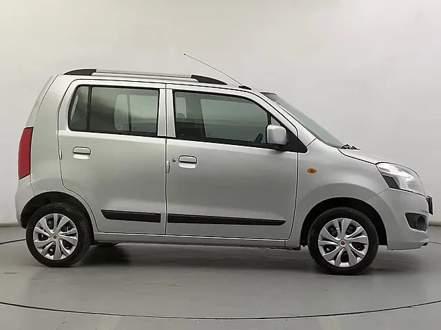 Used Maruti Suzuki Wagon R 1.0 [2014-2019] VXI AMT in Ahmedabad