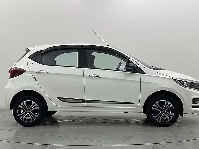 Used Tata Tiago XZ Plus CNG [2022-2023] in Delhi