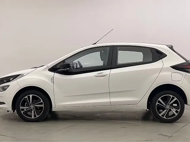 Used Tata Altroz [2020] XZ Plus Petrol [2021-2023] in Chandigarh