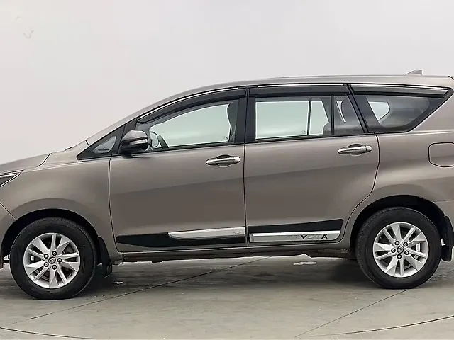 Used Toyota Innova Crysta [2016-2020] 2.8 GX AT 7 STR [2016-2020] in Chandigarh