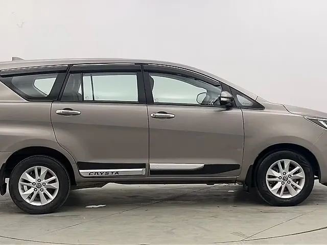 Used Toyota Innova Crysta [2016-2020] 2.8 GX AT 7 STR [2016-2020] in Chandigarh