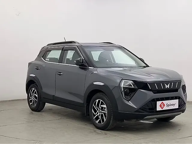 Used Mahindra XUV 3XO AX5 1.2 Petrol AT in Chandigarh