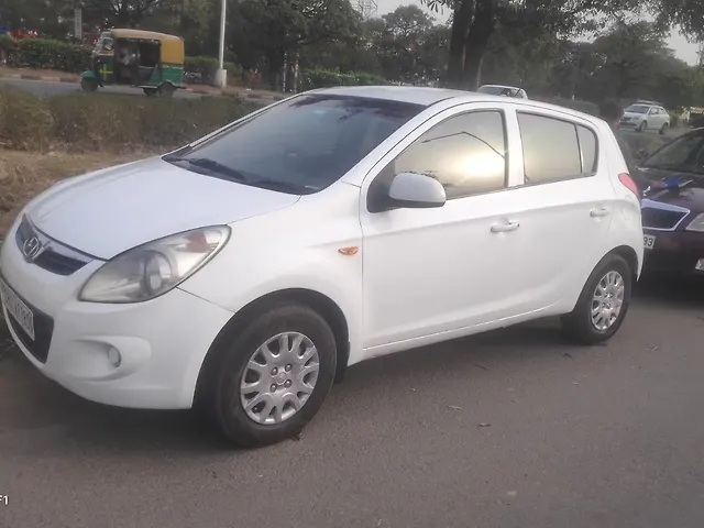 Used Hyundai i20 [2010-2012] Magna 1.2 in Chandigarh