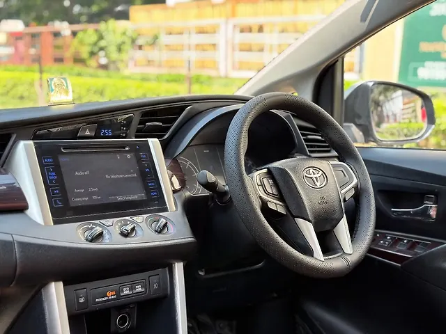 Used Toyota Innova Crysta [2020-2023] GX 2.4 AT 7 STR in Chandigarh