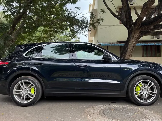 Used Porsche Cayenne E-Hybrid in Chennai