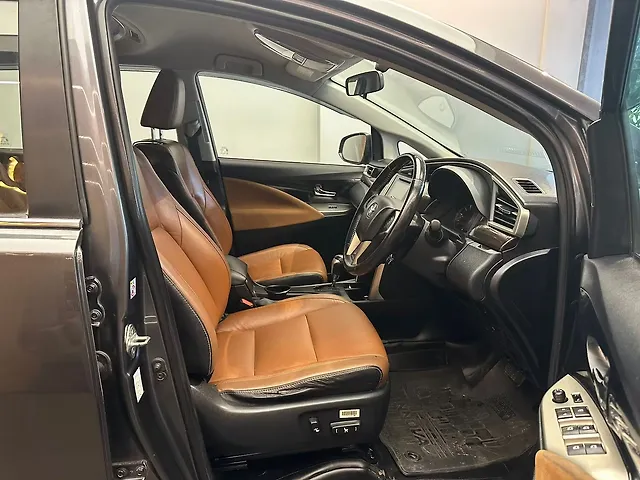 Used Toyota Innova Crysta [2016-2020] 2.8 ZX AT 7 STR [2016-2020] in Mumbai
