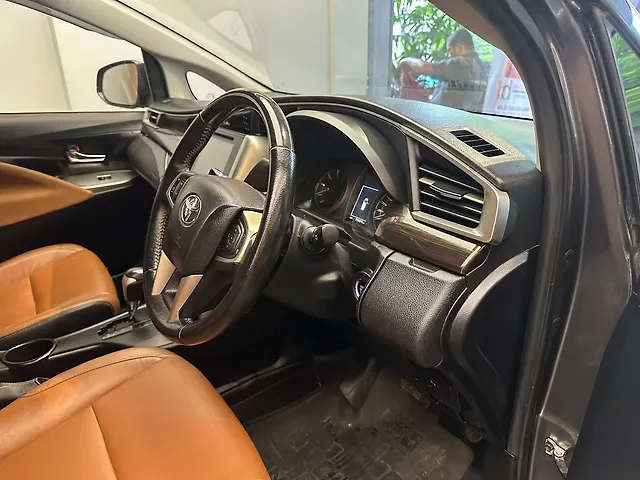 Used Toyota Innova Crysta [2016-2020] 2.8 ZX AT 7 STR [2016-2020] in Mumbai