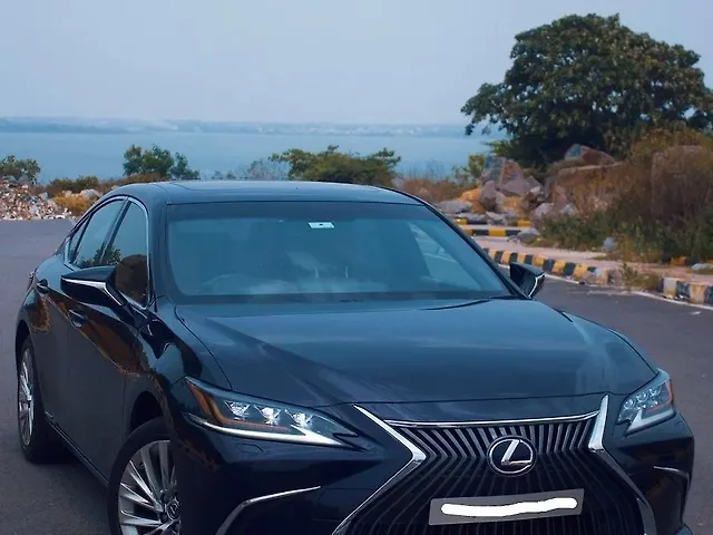 Used 2021 Lexus ES in Hyderabad