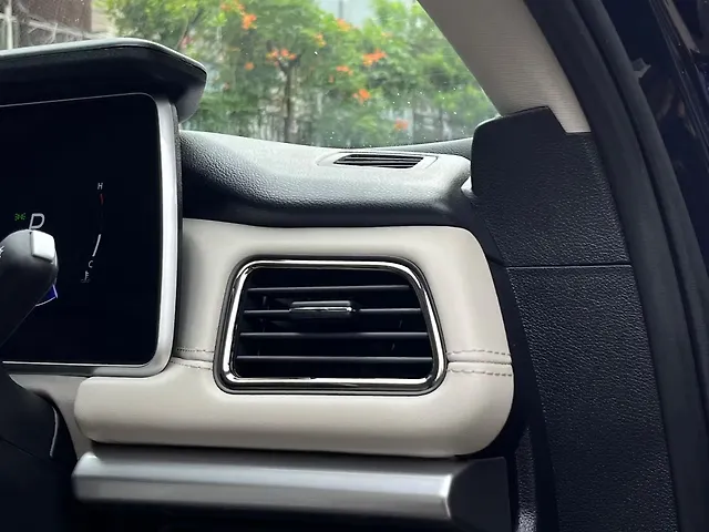 Used Mahindra XUV700 AX7 Luxury Pack Diesel AT 7 STR in Delhi
