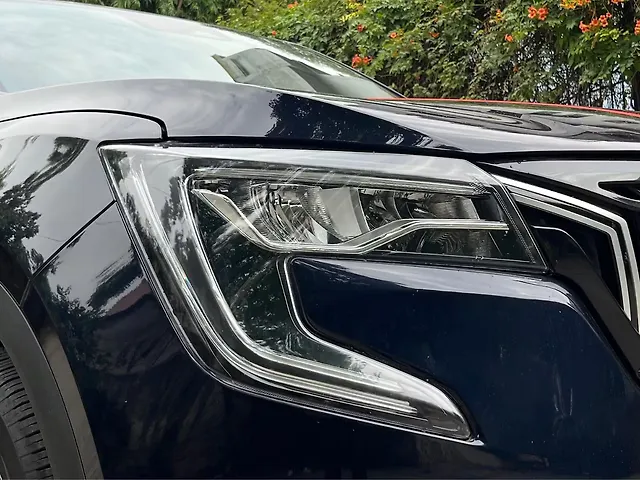 Used Mahindra XUV700 AX7 Luxury Pack Diesel AT 7 STR in Delhi