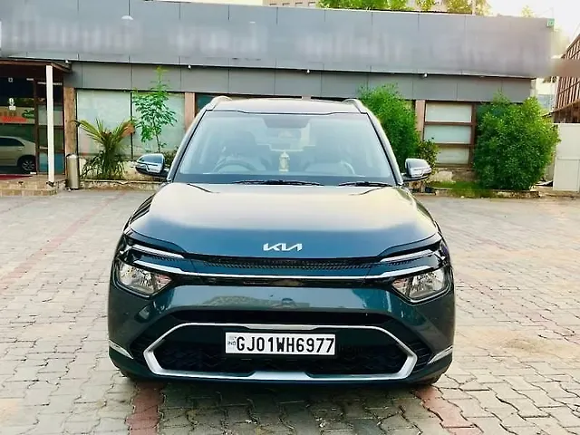 Used 2022 Kia Carens in Ahmedabad