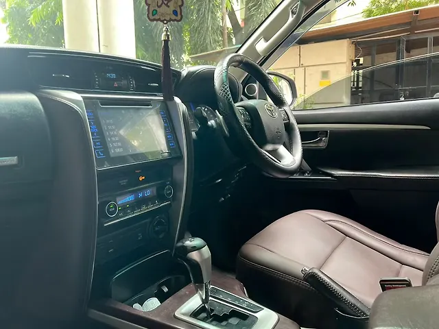 Used Toyota Fortuner [2016-2021] 2.8 4x4 AT [2016-2020] in Lucknow