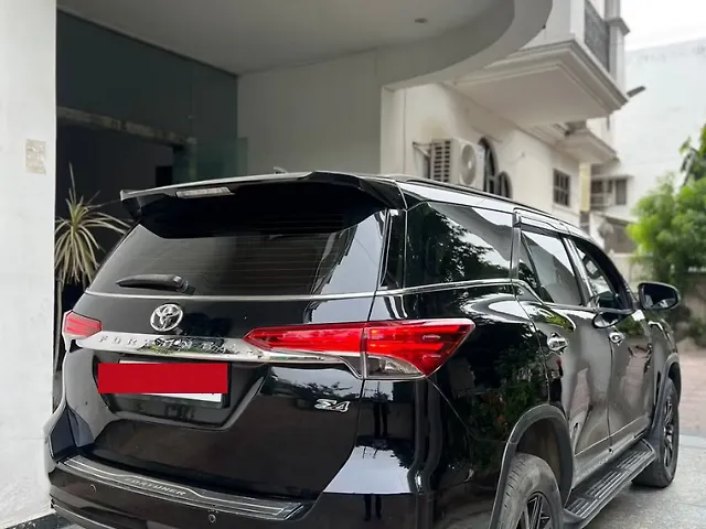 Used Toyota Fortuner [2016-2021] 2.8 4x4 AT [2016-2020] in Lucknow