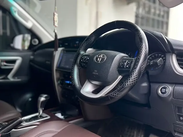 Used Toyota Fortuner [2016-2021] 2.8 4x4 AT [2016-2020] in Lucknow