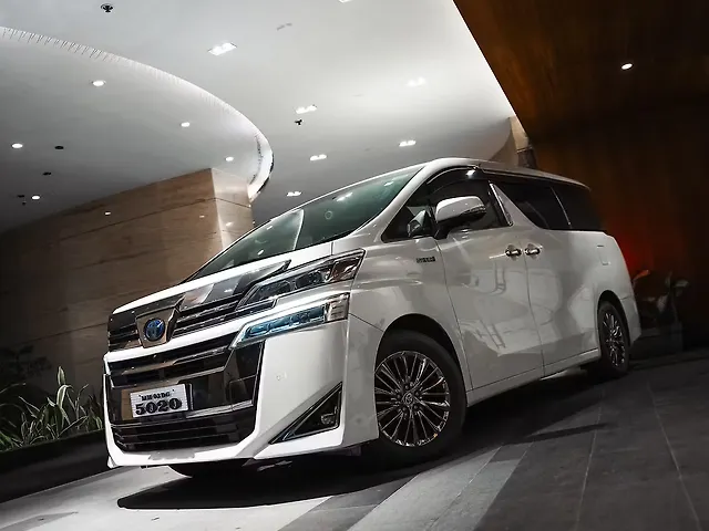 Used Toyota Vellfire [2020-2023] Hybrid in Mumbai