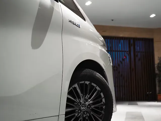 Used Toyota Vellfire [2020-2023] Hybrid in Mumbai