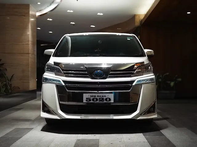 Used 2019 Toyota Vellfire in Mumbai