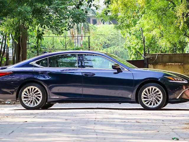 Used 2020 Lexus ES in Delhi