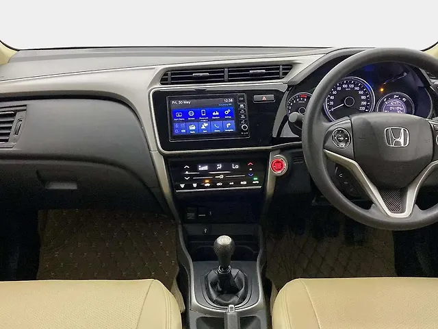 Used Honda City 4th Generation V Petrol [2017-2019] in Ahmedabad