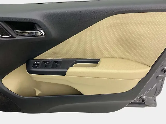 Used Honda City 4th Generation V Petrol [2017-2019] in Ahmedabad