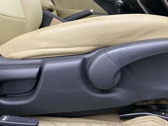 Used Honda City 4th Generation V Petrol [2017-2019] in Ahmedabad
