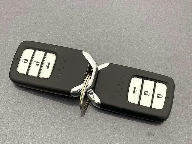 Used Honda City 4th Generation V Petrol [2017-2019] in Ahmedabad