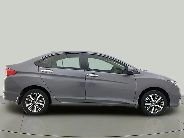 Used Honda City 4th Generation V Petrol [2017-2019] in Ahmedabad
