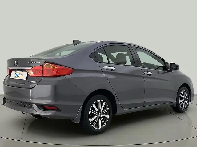 Used Honda City 4th Generation V Petrol [2017-2019] in Ahmedabad