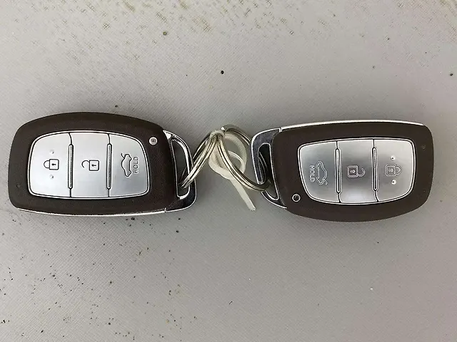 Used Hyundai Aura [2020-2023] SX Plus 1.2 AMT Petrol in Hyderabad
