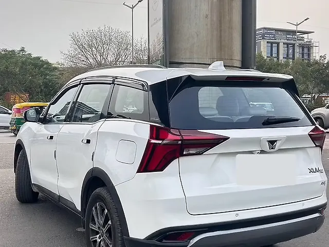 Used Mahindra Old Generation XUV700 AX 7 Diesel AT 7 STR [2023-2024] in Gurgaon
