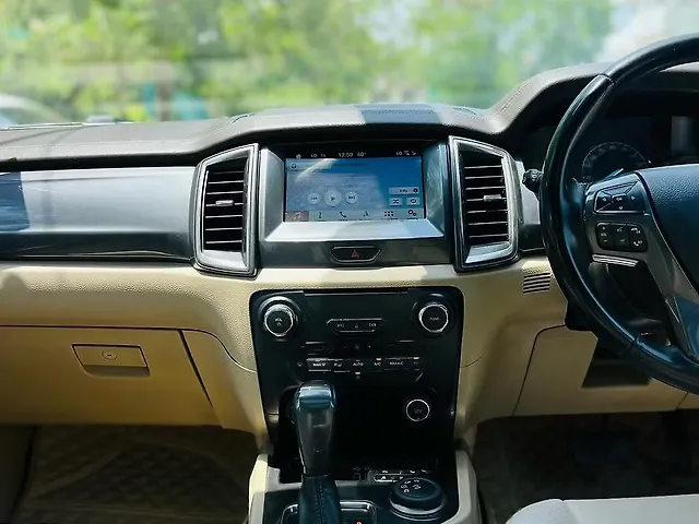 Used Ford Endeavour [2016-2019] Titanium 3.2 4x4 AT in Gurgaon