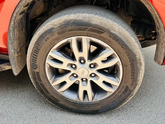 Used Ford Endeavour [2016-2019] Titanium 3.2 4x4 AT in Gurgaon