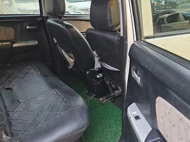 Used Maruti Suzuki Wagon R 1.0 [2014-2019] VXI in Kanpur