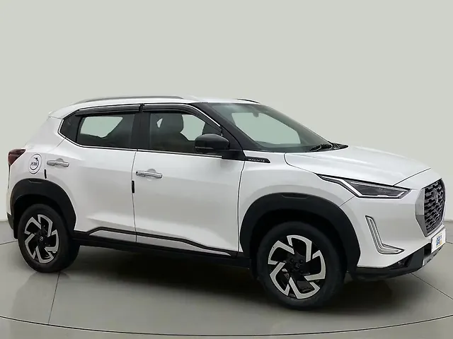 Used 2022 Nissan Magnite in Hyderabad